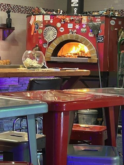 Bull Dog 100 Woodfired Pizza